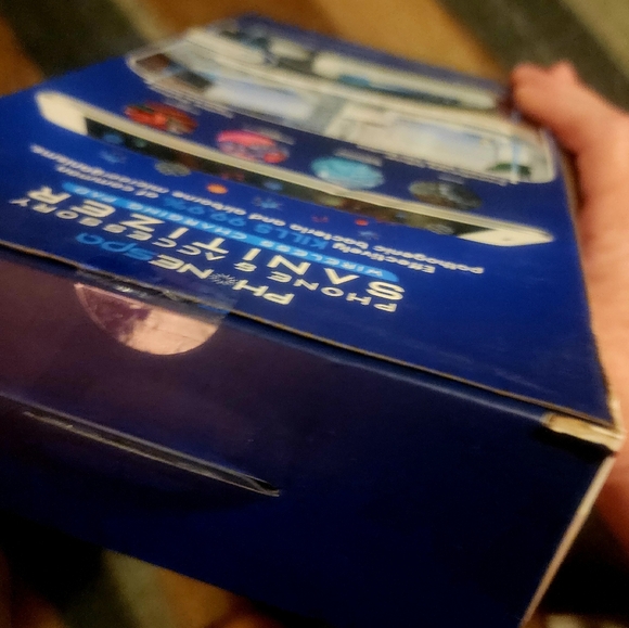 Phone charger- sanitizer - Picture 2 of 3